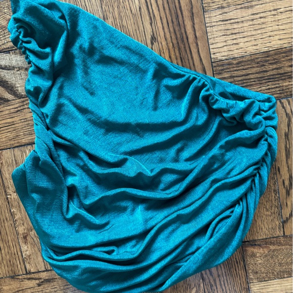 Green rouched one shoulder top - Picture 1 of 2